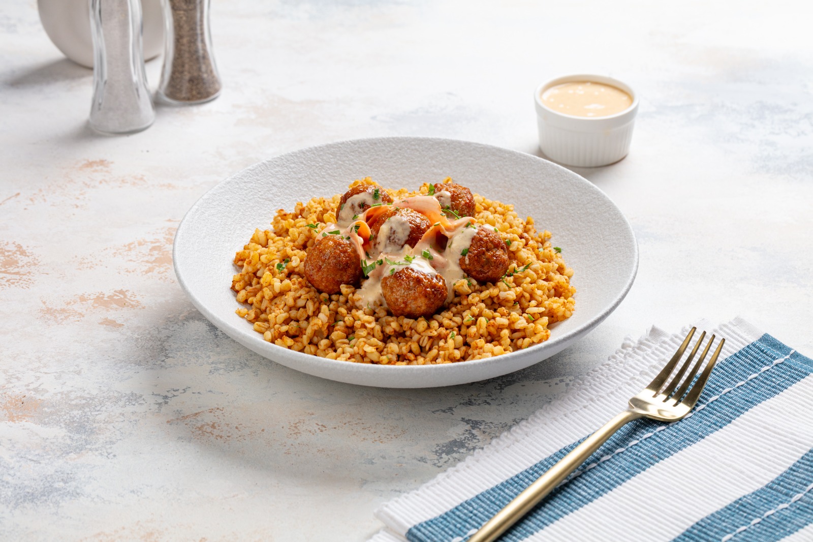 Bulgur with Meatballs